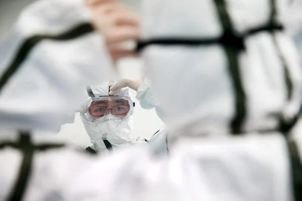 Você se contaminaria com coronavírus por R$ 21 mil? Entenda