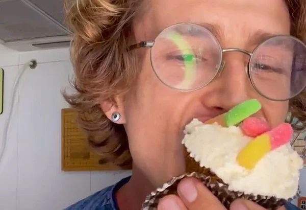 Aprenda a fazer um bolo de cenoura ao estilo americano