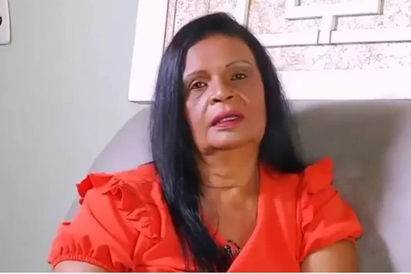 Lilian dos Anjos, mãe de Linn da Quebrada