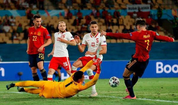 Espanha e Polônia empataram na Eurocopa