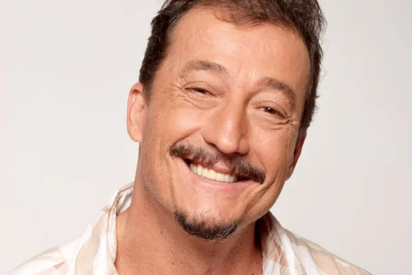 Após anos de teatro e cinema, Roberto Rowntree volta às novelas - Metrópoles