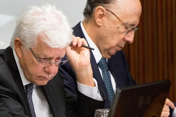 Rede recorre ao STF contra MP que mantém foro de Moreira Franco