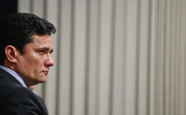 Mais uma vez, TRF-4 nega a defesa de Lula pedidos de suspeição de Moro