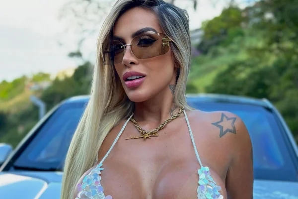Juju Ferrari é alvo de busca e apreensão de carro após dívida