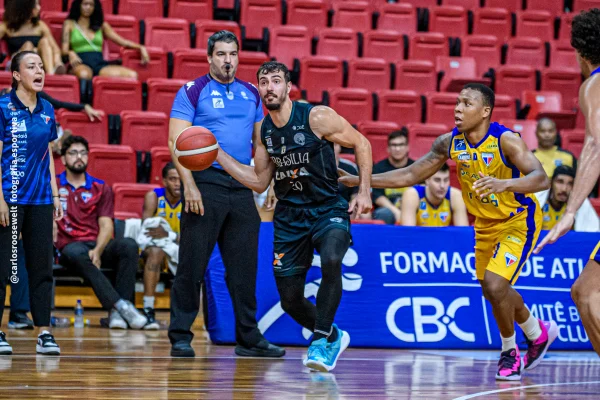 NBB: em noite iluminada, Brasília Basquete atropela o Fortaleza