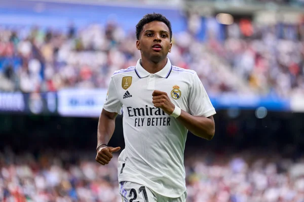 Valencia rebate fala de Rodrygo sobre racismo sofrido por Vini Jr.