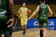 Omena chegou a reclamar na primeira fase sobre o desempenho do time em derrota no Torneio Abertura NBB