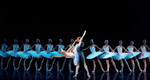 Conheça os dançarinos do Kiev Ballet que se apresentarão em Brasília
