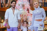 Virginia, Zé Felipe e Maria Flor Virginia, Zé Felipe e Maria Flor