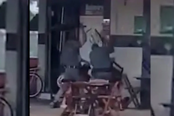 Dois PMs agridem homem - Metrópoles