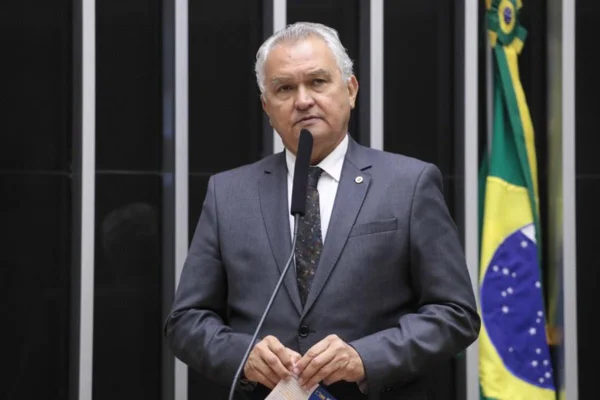 Foto colorida do deputado federal General Girão (PL-RN) - Metrópoles