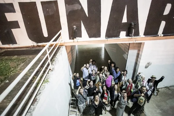 Artistas ocupam Funarte em protesto contra extinção do MinC