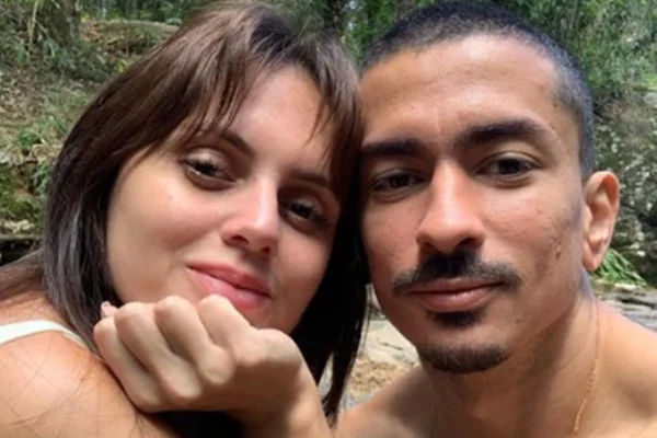 Irmão de Anitta anuncia fim do casamento: “Caminhos diferentes”