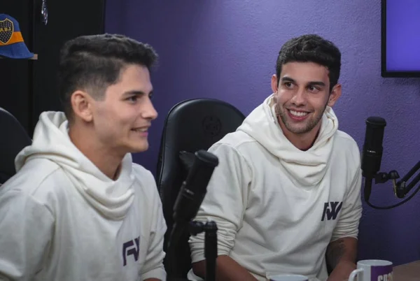 Lucas Veloso e Vitor Castro aparecem em podcast para falar sobre projeto do FutWorld