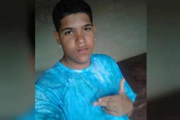 Jovem que matou professor em Águas Lindas é condenado a 15 anos