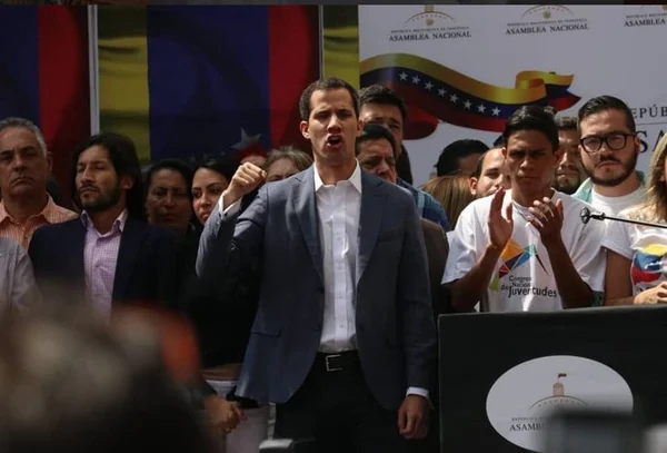 Líderes de diversos países se manifestam sobre situação na Venezuela