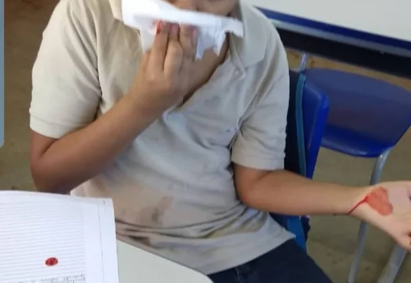 Vídeo. Sala de aula de escola do DF vira “forno” no período da seca
