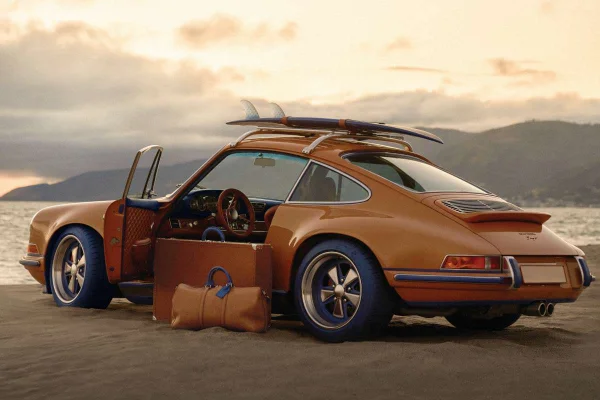 Louis Vuitton une alta moda e automobilismo em Porsche 911 - destaque galeria Louis Vuitton une alta moda e automobilismo em Porsche 911 - destaque galeria