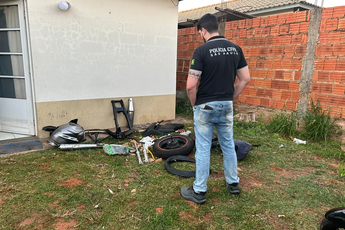 Operação mira esquema de furtos e desmanche de motocicletas em SP Operação mira esquema de furtos e desmanche de motocicletas em SP