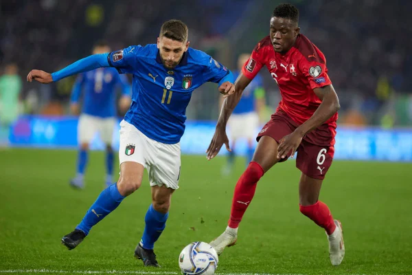 Itália e Suíça empatam em 1 x 1 nas Eliminatórias Europeias