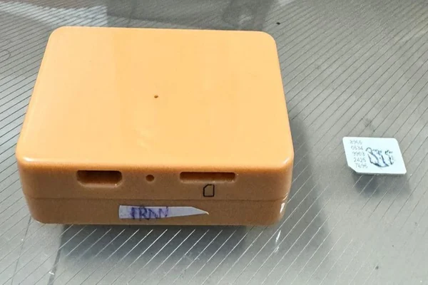 Imagem colorida, dispositivo eletrônico - Metrópoles