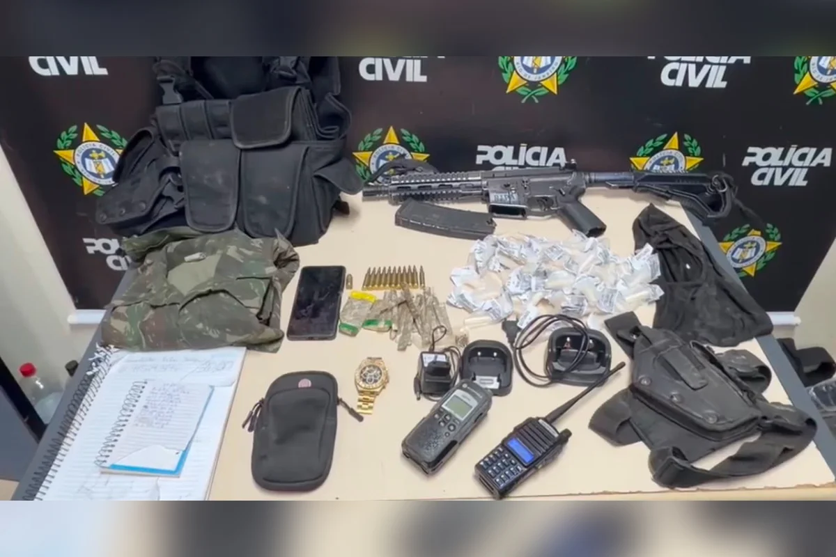 Polícia do Rio mira equipe de “Tiriça”, traficante do CV ligado a Doca - imagem 3 Polícia do Rio mira equipe de “Tiriça”, traficante do CV ligado a Doca - imagem 3