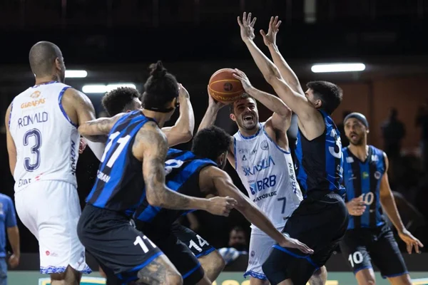BRB Brasília Basquete x Pinheiros
