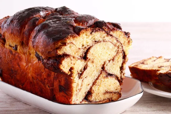 Pão de chocolate trançado