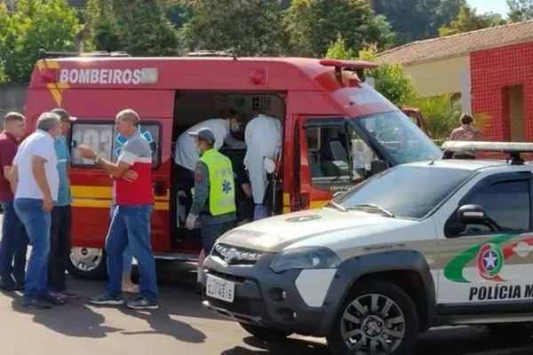 Ainda internado, autor de ataque a creche presta depoimento à polícia