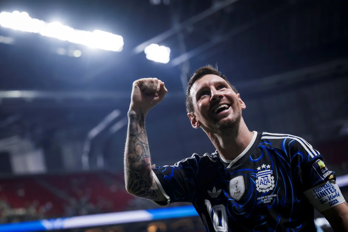 Messi confirma que Inglaterra ‘não queria mais jogar’ após empate com a Argentina