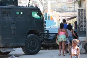 Polícia do Rio faz reprodução simulada da morte de Kathlen Polícia do Rio faz reprodução simulada da morte de Kathlen