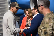 Hegseth esteve junto do presidente do Estado-Maior Conjunto dos Estados Unidos, general Dan Caine e a governadora da ilha, Jenniffer Gonzáles Hegseth esteve junto do presidente do Estado-Maior Conjunto dos Estados Unidos, general Dan Caine e a governadora da ilha, Jenniffer Gonzáles