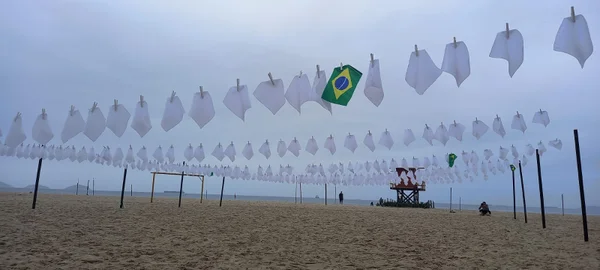 Rio de Paz presta homenagem às 600 mil vítimas da Covid-19