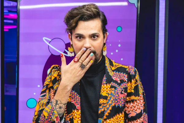 Vítor diCastro lança podcast e revela: “Já fiquei com todos os signos”