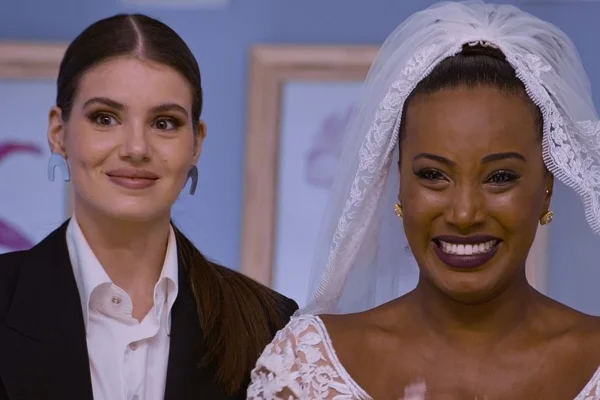 Casamento às Cegas: noiva ignorada no altar debocha da situação