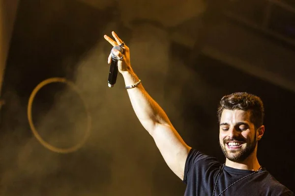 Palco do DJ Alok desaba durante show em Presidente Prudente
