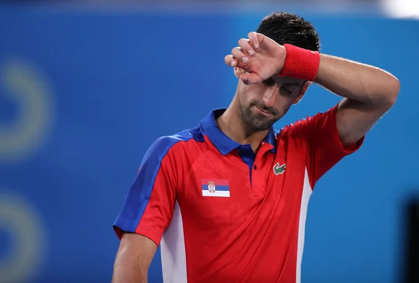 Justiça cancela visto e deixa Djokovic de fora do Aberto da Austrália