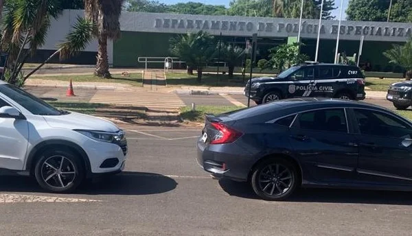 Quadrilha que lucrou R$ 2 milhões aplicando golpe em clínica médica é alvo da PCDF