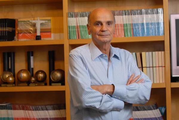 Abraço de doutor Drauzio Varella e Suzy