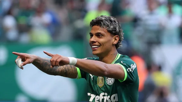 Richard Ríos comemora gol pelo Palmeiras - Metrópoles