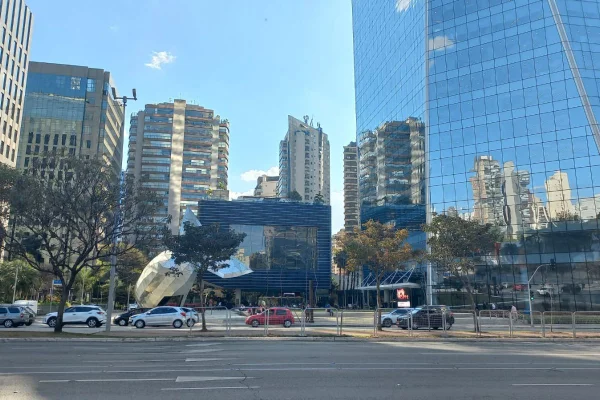 Como funcionava “central de fraudes” em escritório na Av. Faria Lima