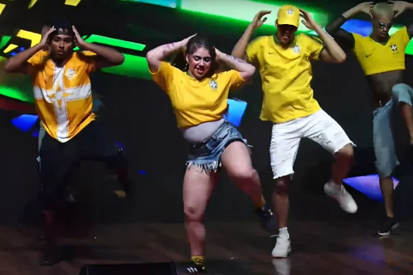 Camisa do Brasiliense é destaque na abertura do Mundial de Wushu