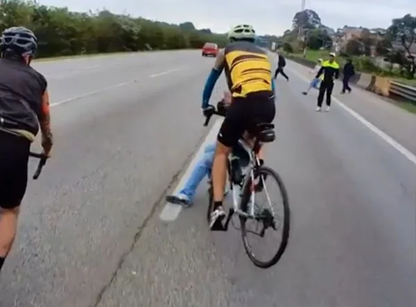 Ciclista tem bicicleta roubada na Rodovia dos Imigrantes