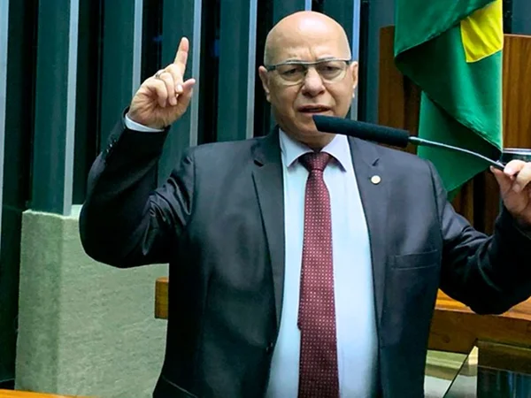 Deputado Professor Alcides (PL-GO)