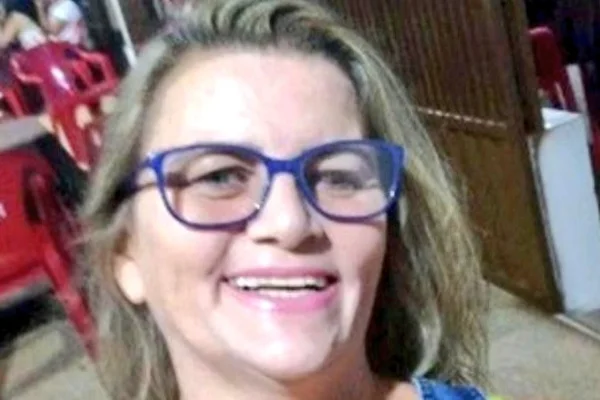 Imagem colorida,mãe foi morta pelas filhas- Metrópoles