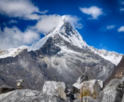 Nevado Artesonraju Nevado Artesonraju