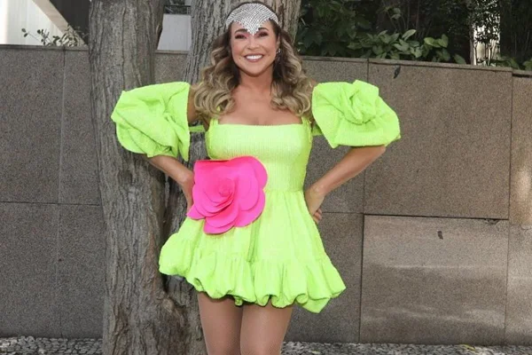 Foto colorida de Daniela Mercury- Metrópoles
