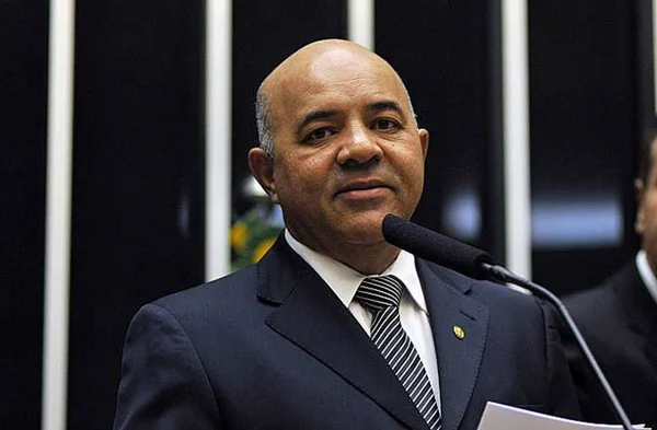 Câmara terá nova comissão para discutir Escola sem Partido