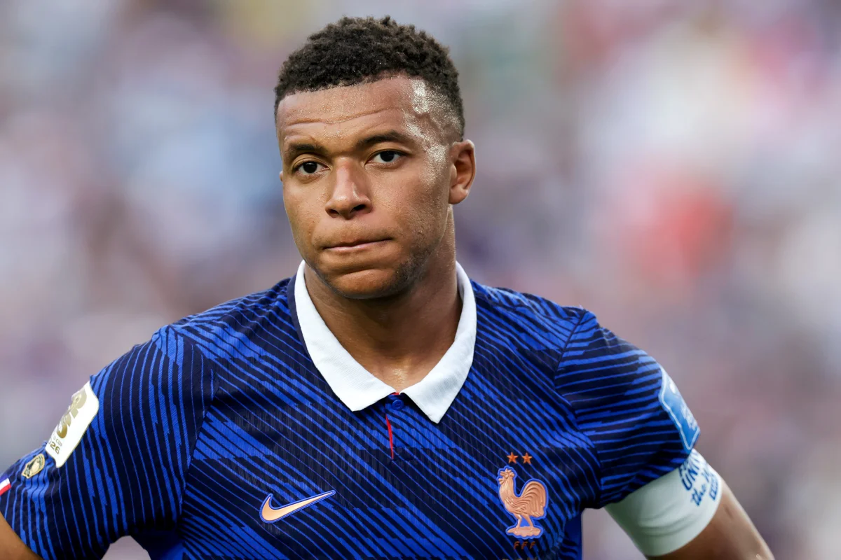 Mbappé supera Ronaldo, iguala Klose e minimiza disputa histórica com Messi na artilharia da Copa