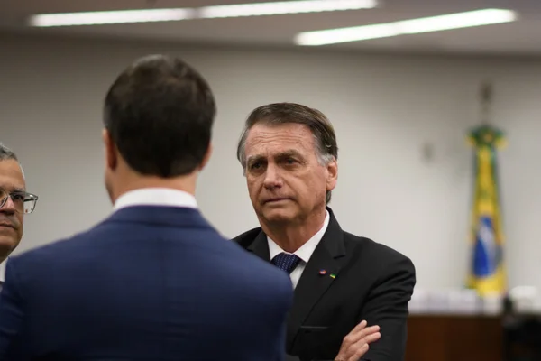 Jair Bolsonaro - O Supremo Tribunal Federal (STF) inicia, na manhã desta terça-feira (10/6) o segundo dia de interrogatório dos réus acusados de tentativa de golpe de Estado para manutenção do ex-presidente Jair Bolsonaro no poder